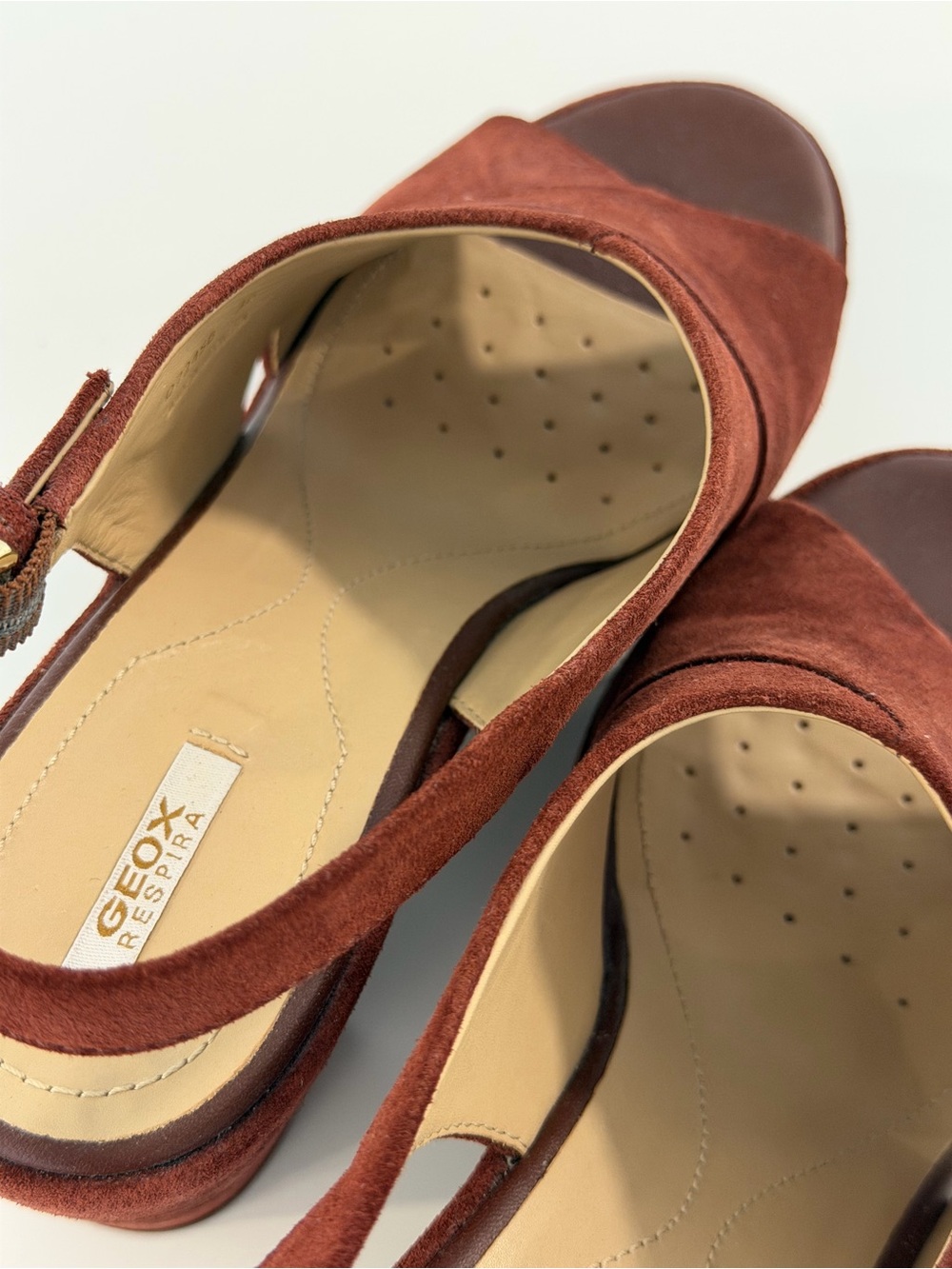 Geox Women's Suede Platform Slingback Heels in Burgundy Wine Red - Picture 7 of 12